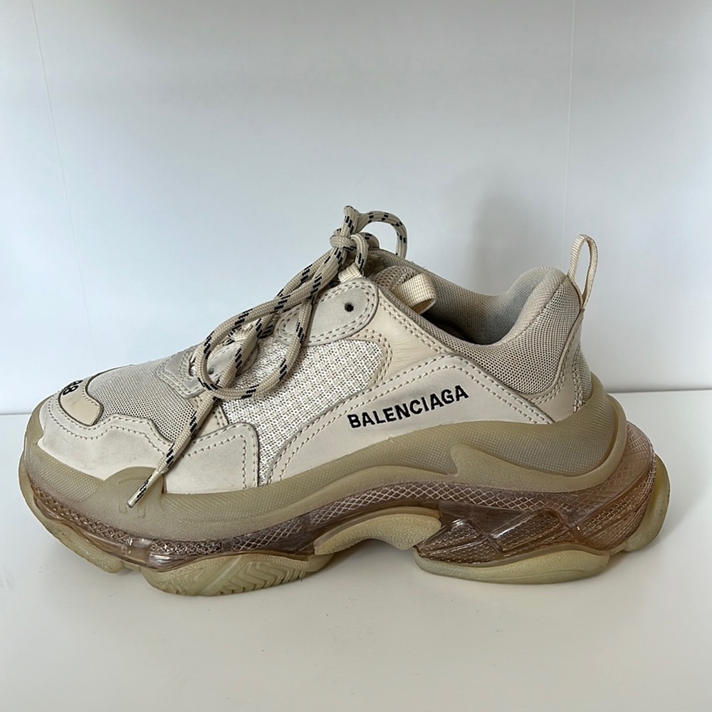 Balenciaga women 38 triple s sneaker